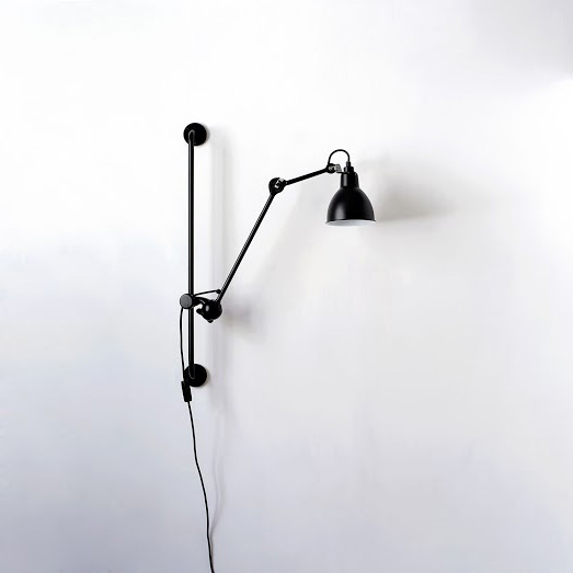 12_n210_bl-sat_wall_