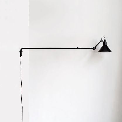 21_n213_bl-sat_wall_