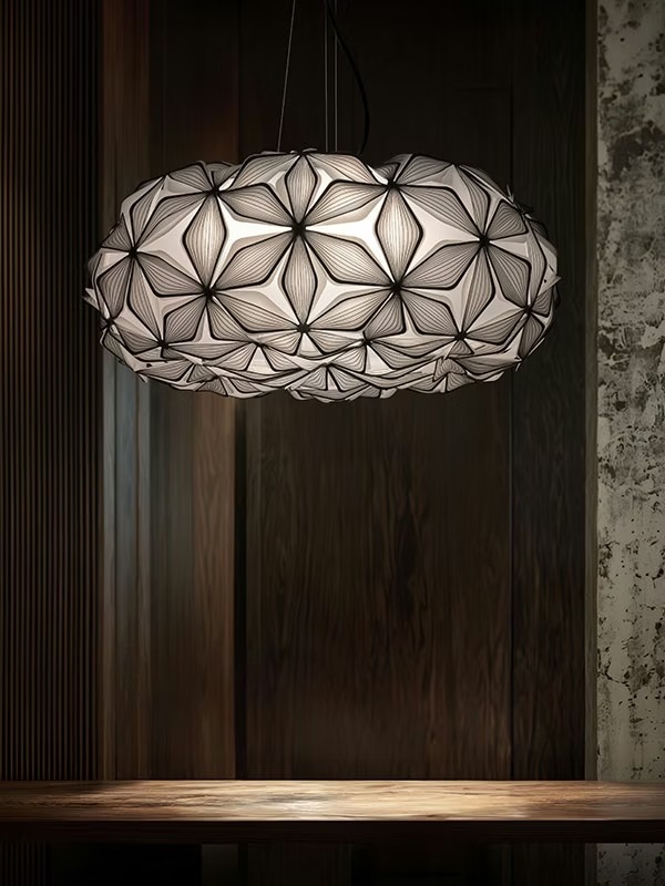 Cest-La-Vie_suspension_noire