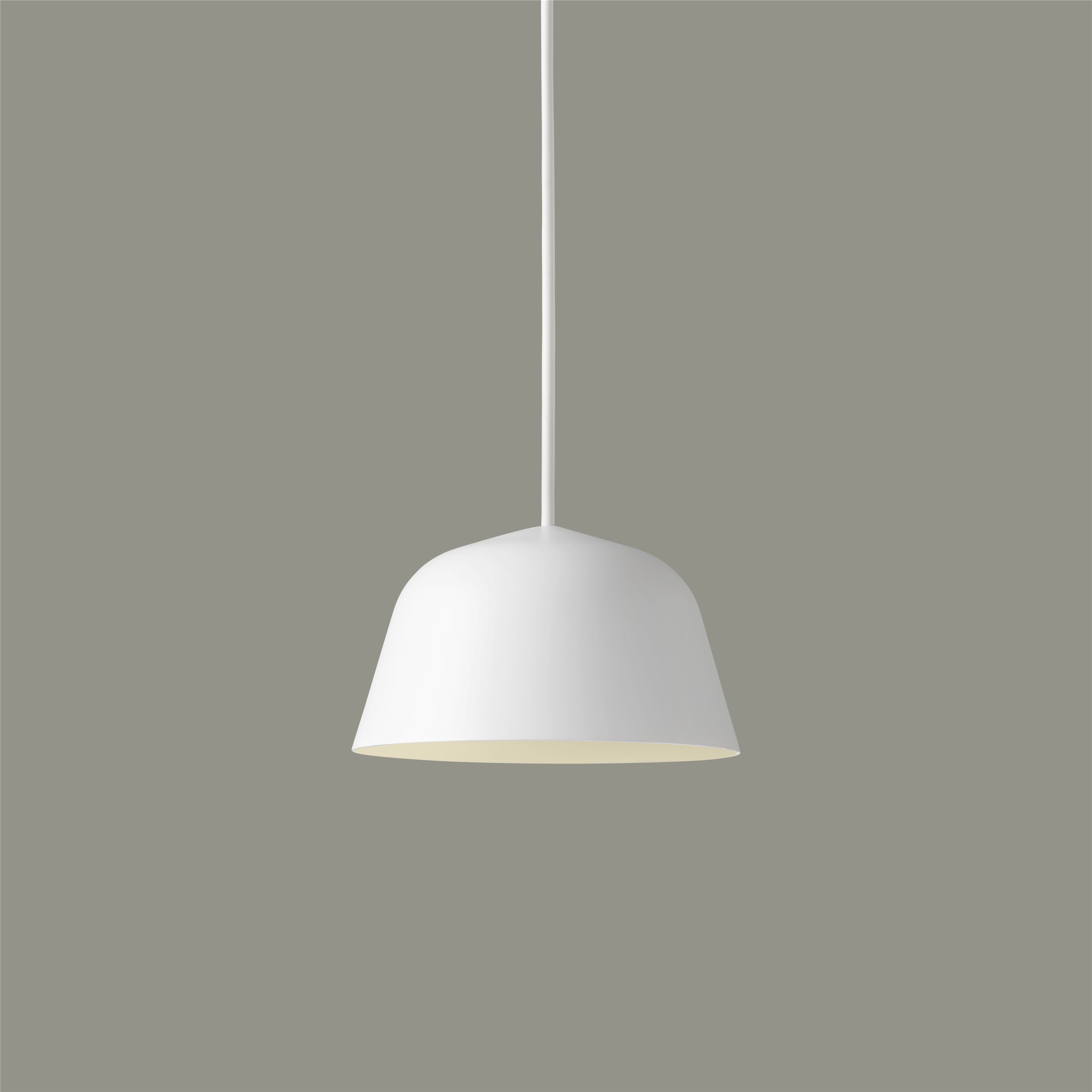 ambit-o16-5-white-cb-muuto-hi-res