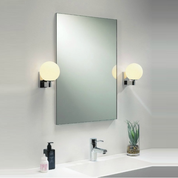 applique-salle-de-bain-sagara-astro-lighting-large_2