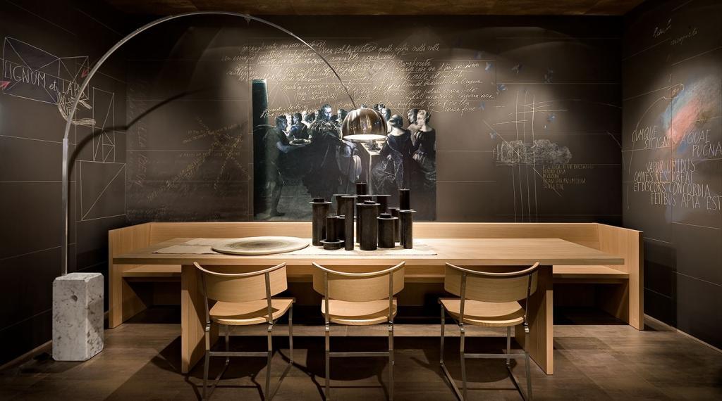 arco-floor-castiglioni-flos-f03000-product-life-01-1440x802_1