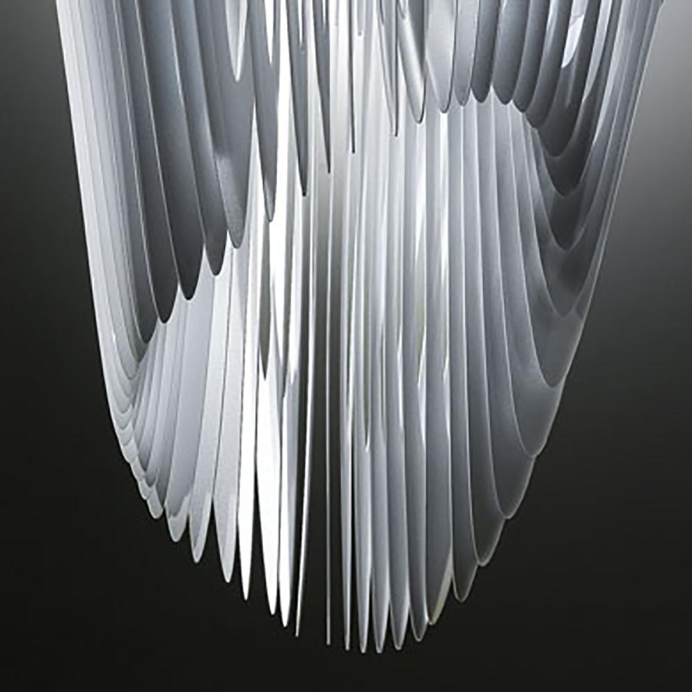 avia_white_bottom_slide