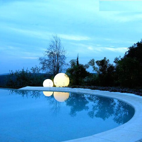 boule-lumineuse-globo-out-avec-piquet-slide-design-2_10