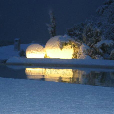 boule-lumineuse-globo-out-avec-piquet-slide-design-3_16