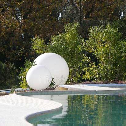 boule-lumineuse-globo-out-avec-piquet-slide-design-4_18