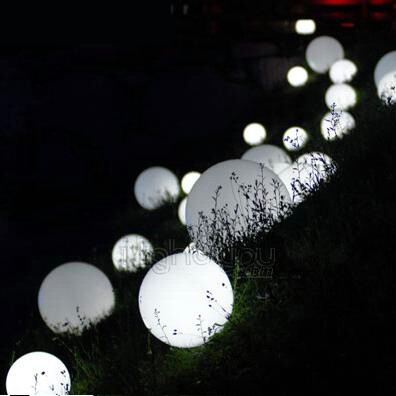 boule-lumineuse-globo-out-avec-piquet-slide-design-7_14