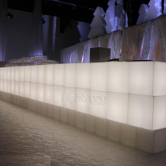 cube-lumineux-cubo-in-slide-design-2_4