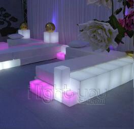 cube-lumineux-cubo-in-slide-design-4_4