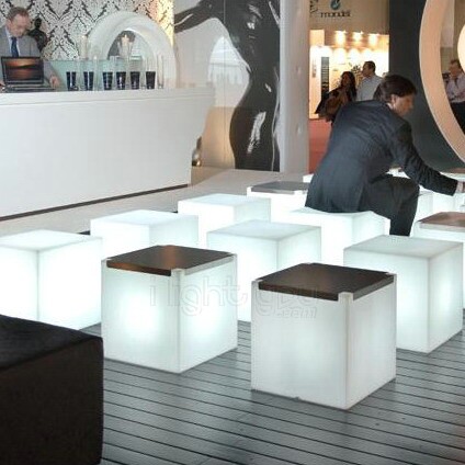 cube-lumineux-kubo-metal-top-slide-design-large_4