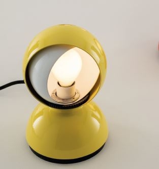 eclisse-lampe-de-table-jaune-artemide-ilightyou-1_1