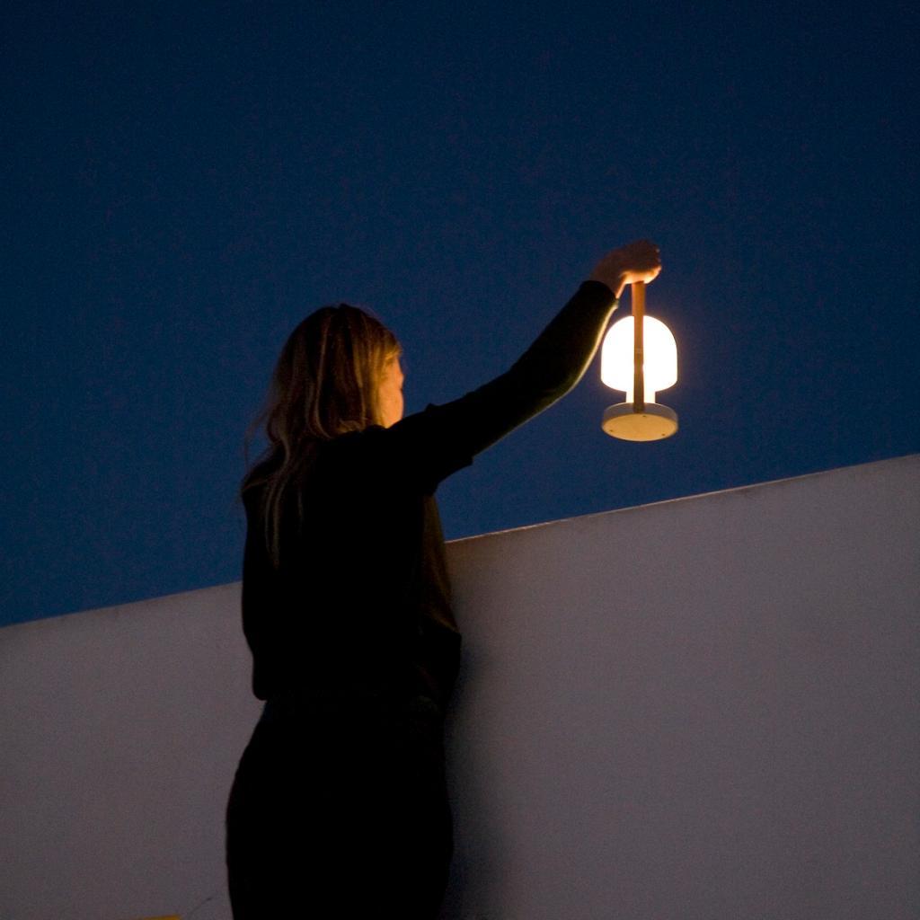 follow-me-woman-at-night