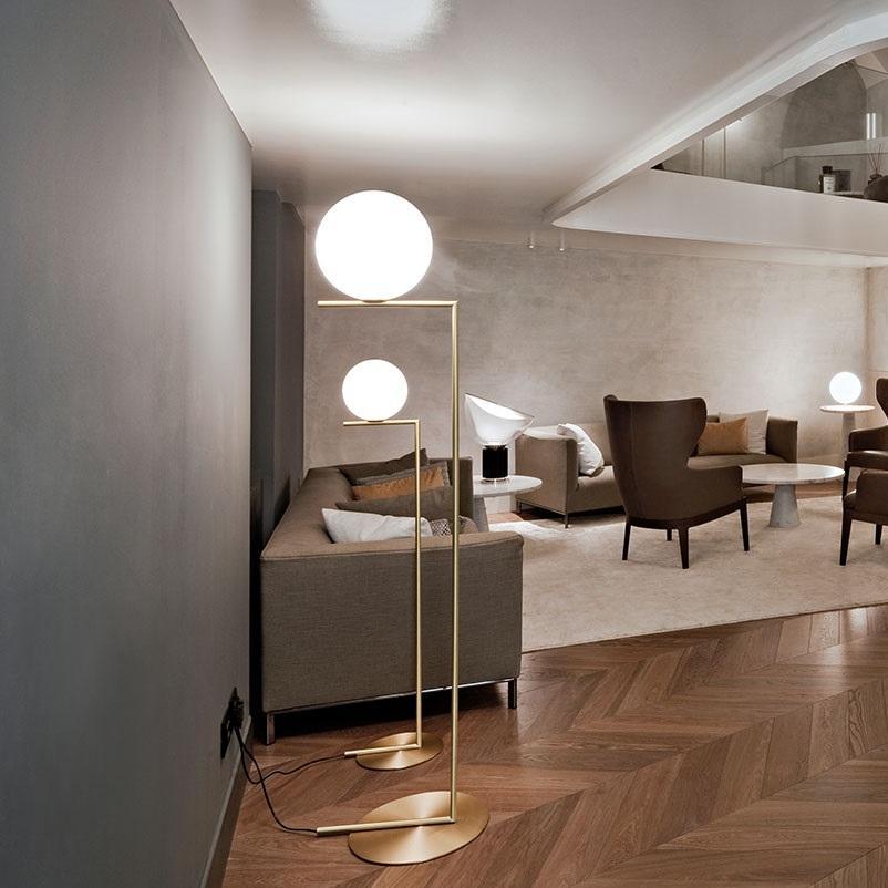 ic-floor-f2-anastassiades-flos-f31740-product-life-01-1440x802