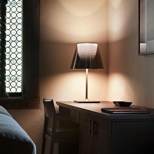 ktribe-t1-lampe-de-table-1