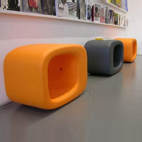 lazybones-tabouret-slide-design-6_4