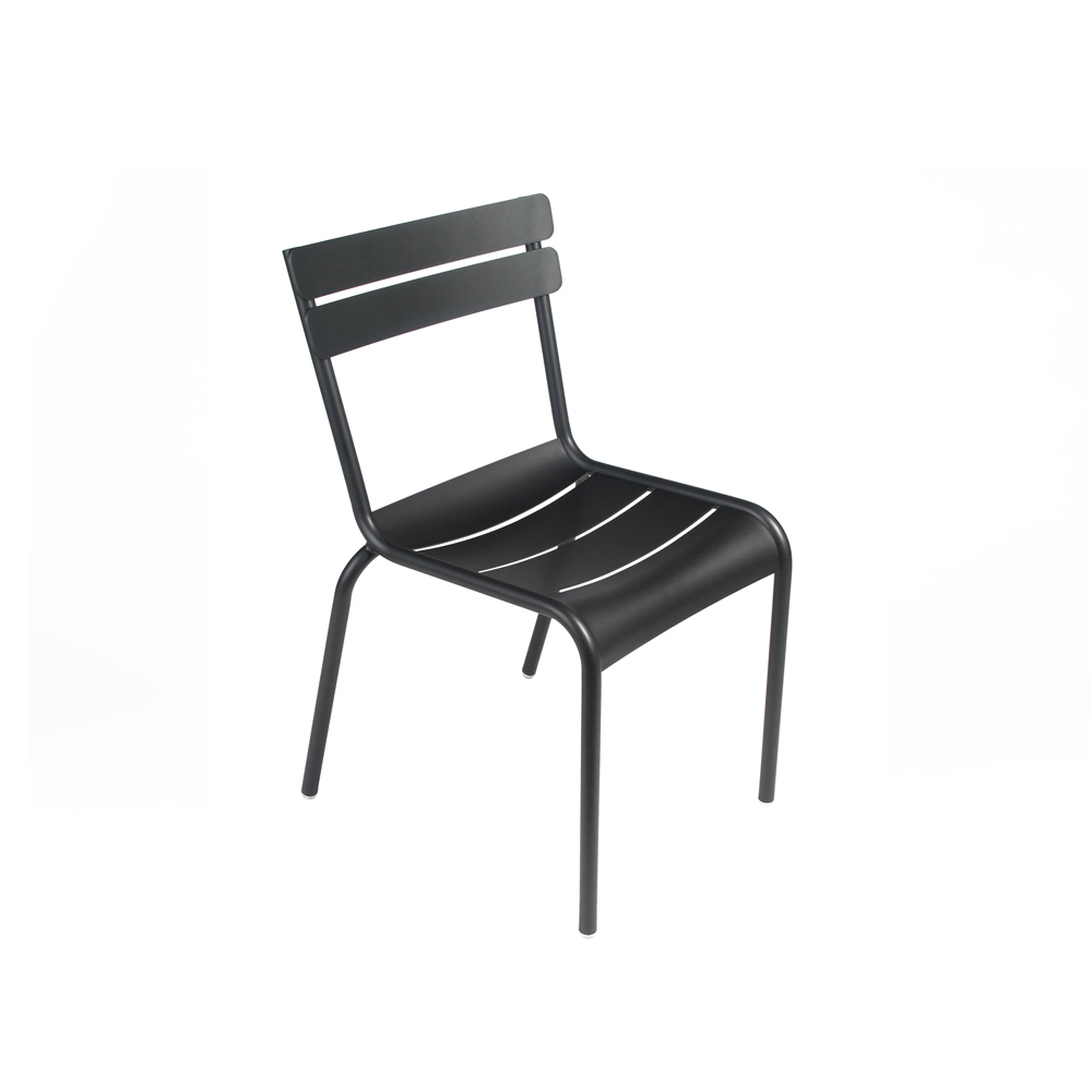 luxembourg-chaise-noire-reglisse