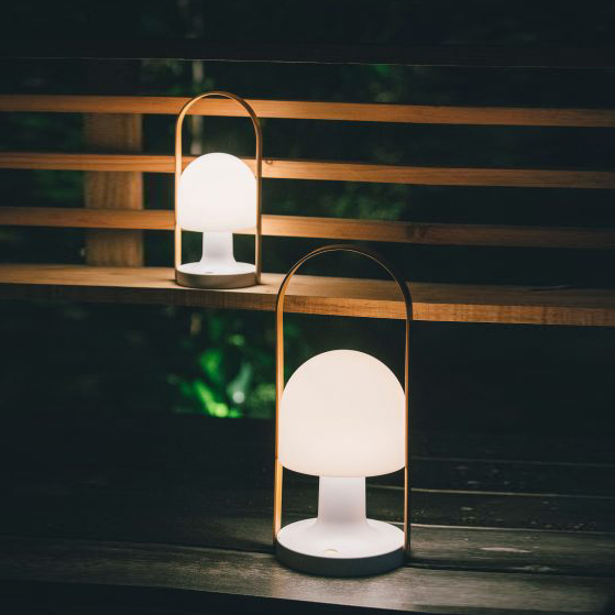 marset_lr_followme_plus_with_ambience_2-402x602