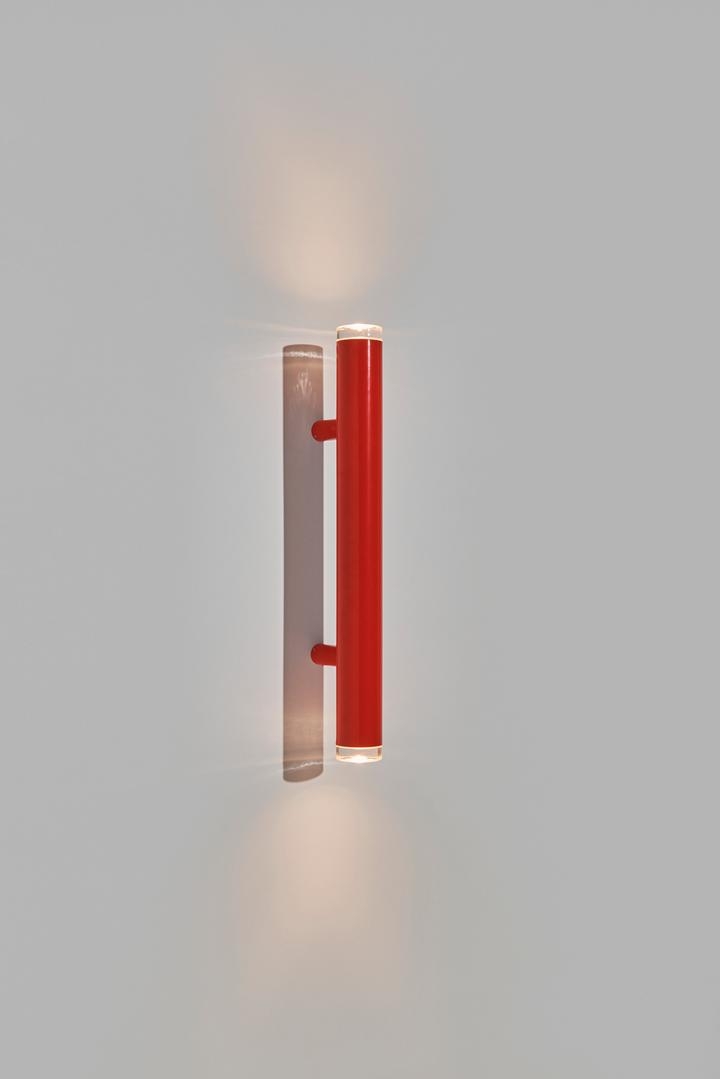 petite_friture_pyl_wall_light_l_red_on_009