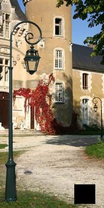 place-des-vosges-2-lampadaire-9-roger-pradier-design-large-pv54920p-place-des-vosges-2-lampadaire-9-noir-roger-pradier_3