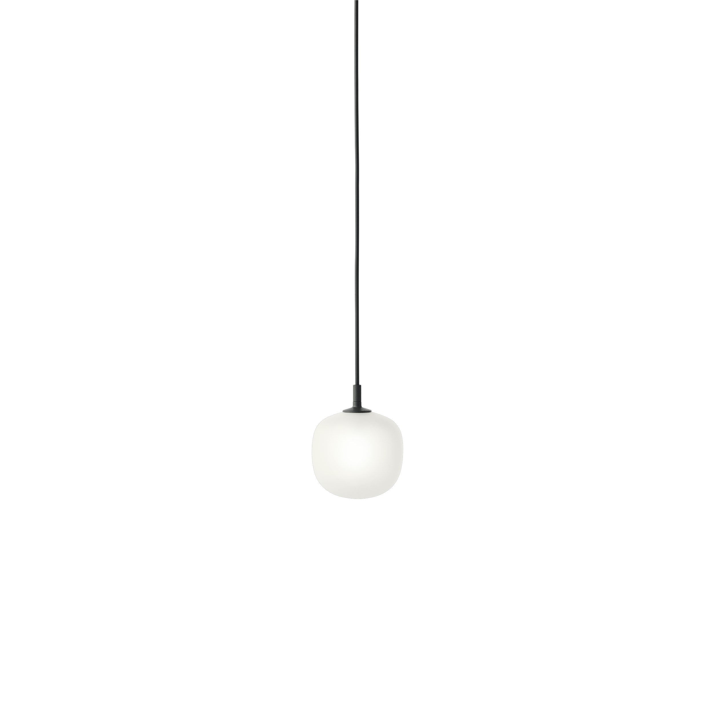 rime-pendant-12-black-muuto-5000x5000