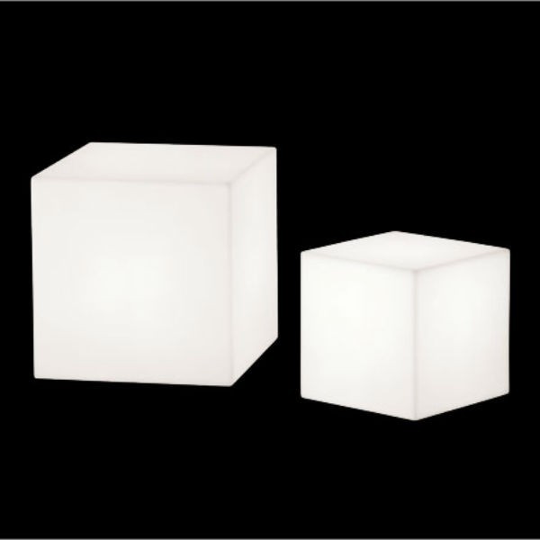 slide-design-table-basse-lumineuse-cubo-interieure