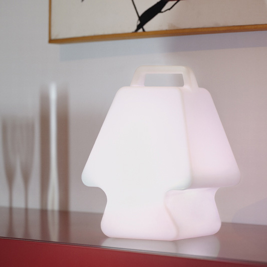 slide-pret-a-porter-antonio-norero-table-lamp-10