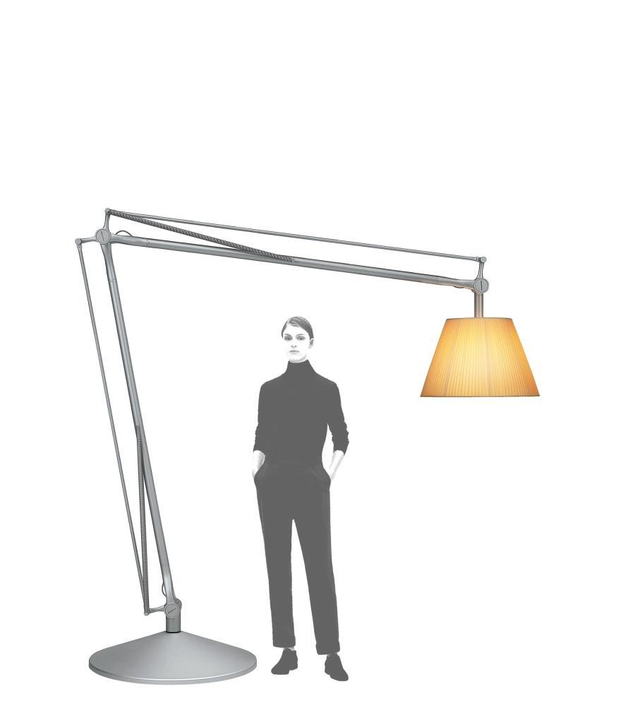 superarchimoon-floor-starck-flos-f6366020-product-still-life-big-4