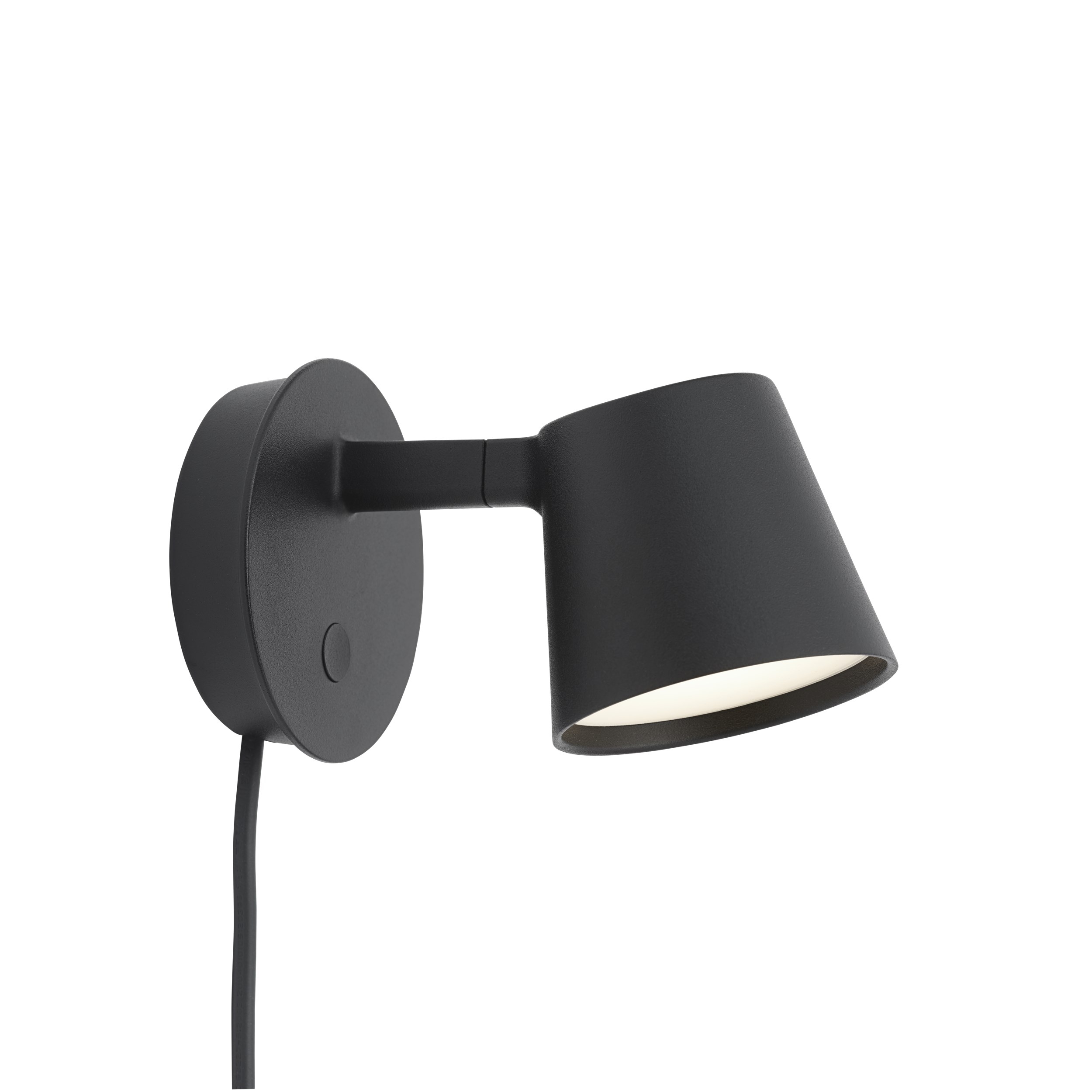 tip-wall-lamp-black-muuto-5000x5000-hi-res