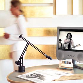 tizio-micro-noir-artemide-large_2