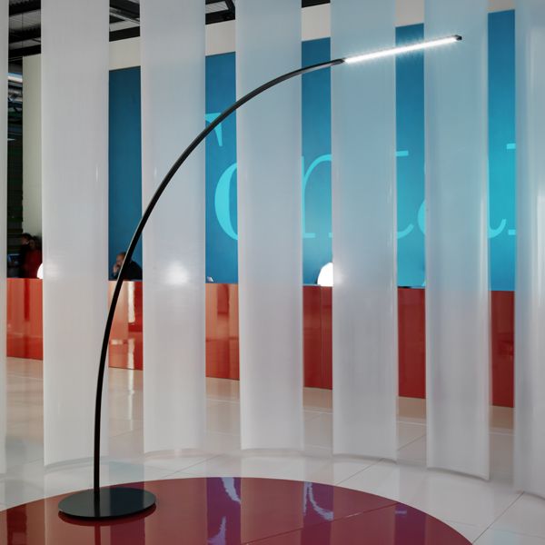 yumi-lampadaire-design-fontana-arte-1_2
